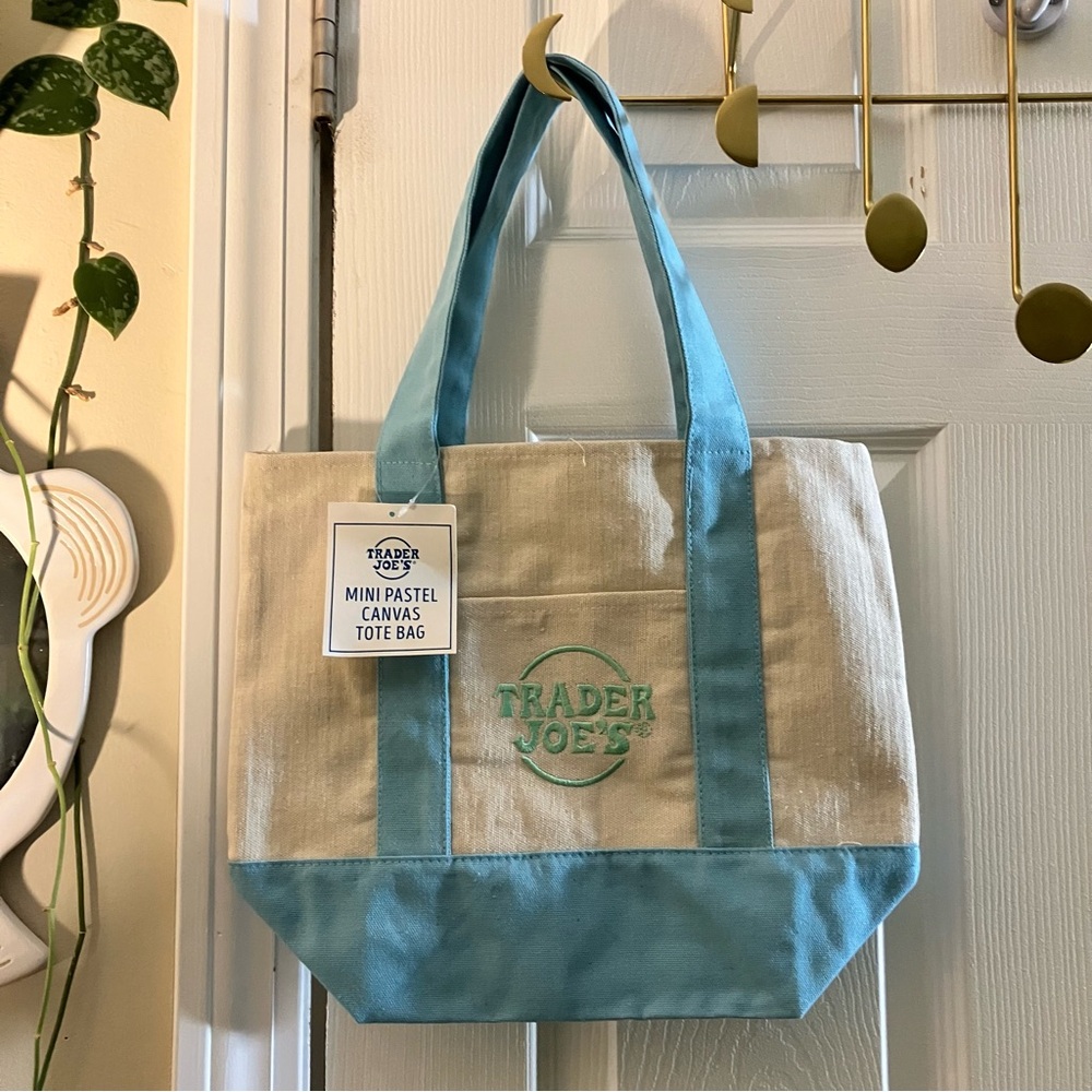 trader joes mini tote pastel blue